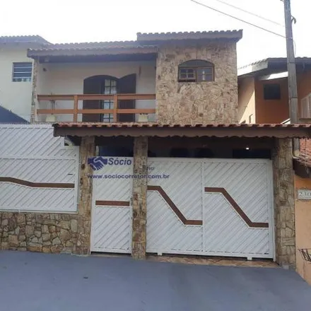 Buy this 3 bed house on Rua Presidente Vargas in Jardim das Cerejeiras, Atibaia - SP