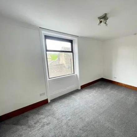 Image 4 - Central Buildings, Drury Lane, Stainland, HX4 9HF, United Kingdom - Townhouse for sale