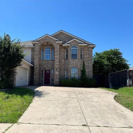 Buy this 4 bed house on 1911 Thornhill Way in Wylie, TX 75098