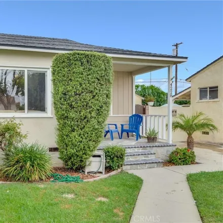 Image 4 - 4228 Quigley Avenue, Lakewood, CA 90713, USA - House for sale