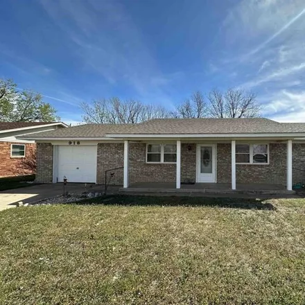 Buy this 3 bed house on 940 South Santa Fe in Mooreland, Woodward County