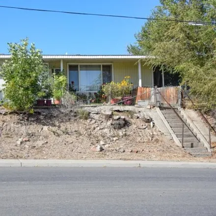 Buy this 4 bed house on 490 Southeast 10th Street in Madras, OR 97741