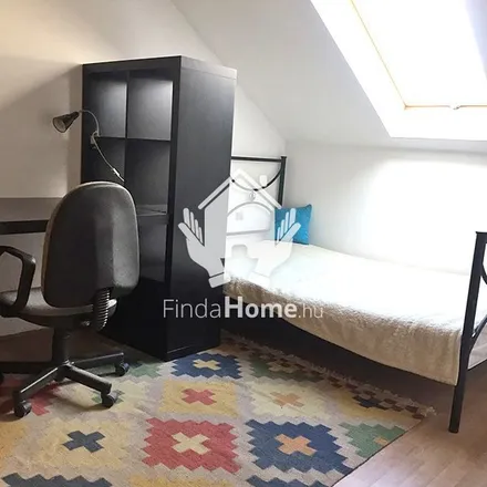 Rent this 3 bed apartment on Debrecen in Egyetem sugárút, 4027