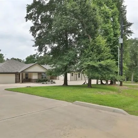 Image 2 - 24175 Rustling Oaks, Montgomery County, TX 77355, USA - House for sale