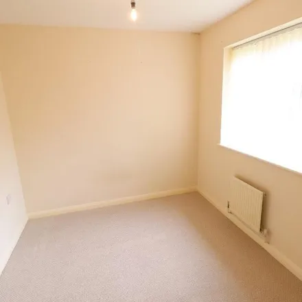 Image 5 - Rotherham Close, Knowsley, L36 7RP, United Kingdom - Apartment for rent