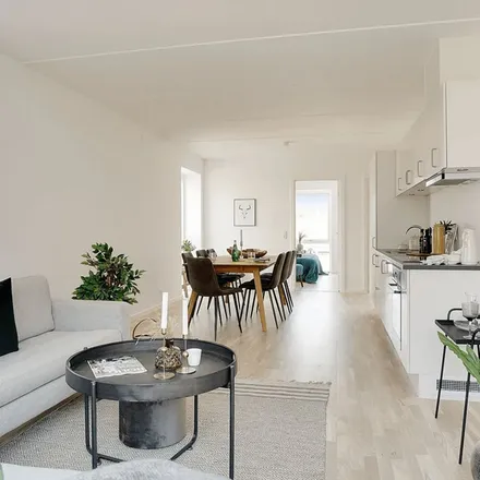 Rent this 5 bed apartment on Spotorno Alle 14 in 2630 Taastrup, Denmark