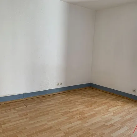 Rent this 2 bed apartment on 28 Rue de Solignac in 87000 Limoges, France