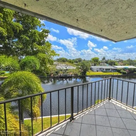 Buy this 2 bed condo on 3000 Northeast 5th Terrace in Wilton Manors, FL 33334