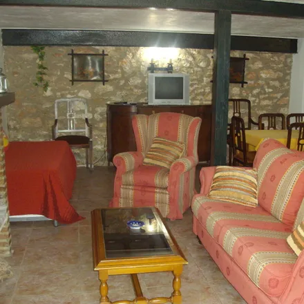 Rent this 2 bed house on Cortijo de Ferradores in Camino de San Pedro, 29531 Humilladero