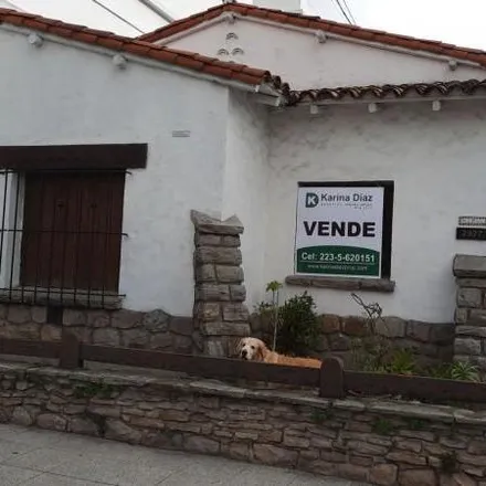 Buy this 3 bed house on Tucumán 2902 in Vieja Terminal, 7602 Mar del Plata