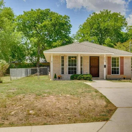 Buy this 3 bed house on 309 Ellis Street in San Marcos, TX 78666