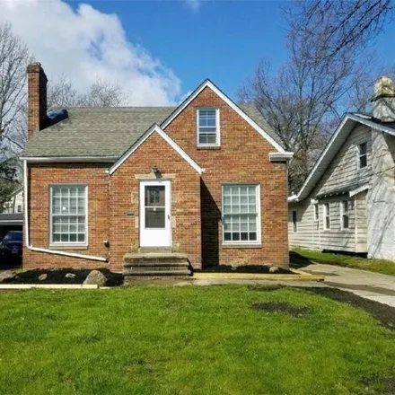 Rent this 3 bed house on 1364 South Belvoir Boulevard in South Euclid, OH 44121