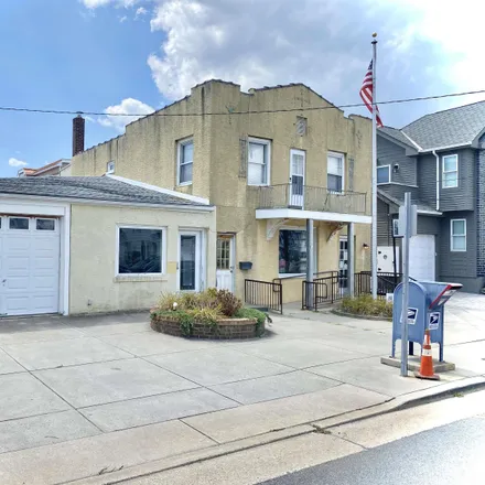 Buy this studio house on 4 South 27th Avenue in Longport, Atlantic County