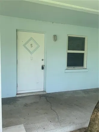 Rent this 2 bed townhouse on 706 19th Street in Vero Beach, FL 32960