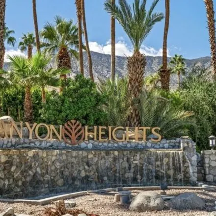 Image 2 - 200 Canyon Circle South, Palm Springs, CA 92264, USA - Condo for sale