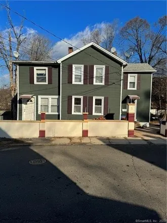 Buy this 6 bed house on 7 Linden Place in Meriden, CT 06450