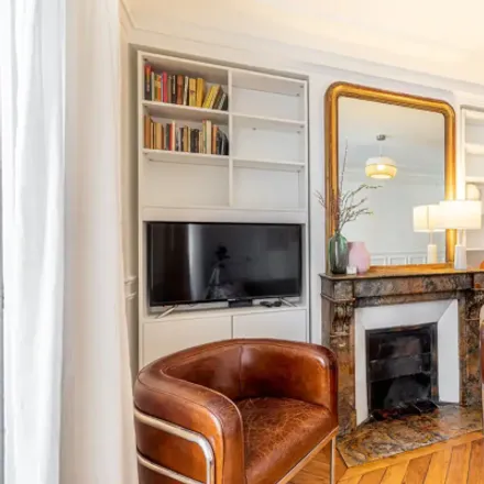 Rent this 2 bed apartment on 35 Rue Claude Bernard in 75005 Paris, France