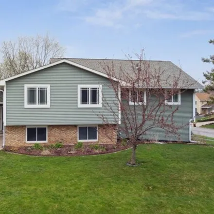 Buy this 3 bed house on 7430 Bester Avenue in Inver Grove Heights, MN 55076