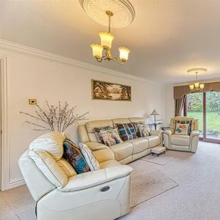 Image 4 - Chartwell Gardens, Appleton, Cheshire, N/a - House for sale