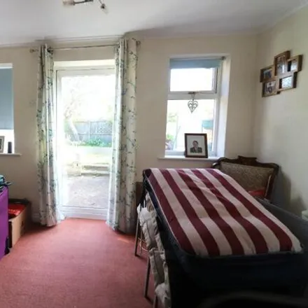 Image 5 - Warton Green, Luton, LU2 9TX, United Kingdom - Duplex for sale