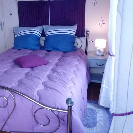 Rent this 3 bed duplex on 22240 Plévenon