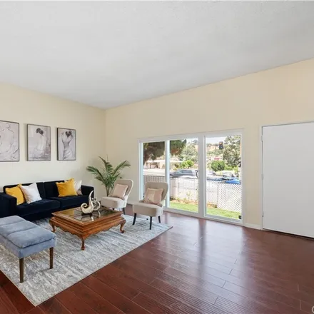 Image 5 - 800 West El Repetto Drive, Monterey Park, CA 91754, USA - Townhouse for sale