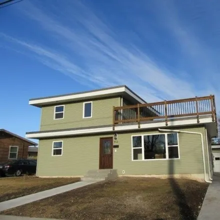 Buy this 4 bed house on 1018 12th Street Northwest in Minot, ND 58703