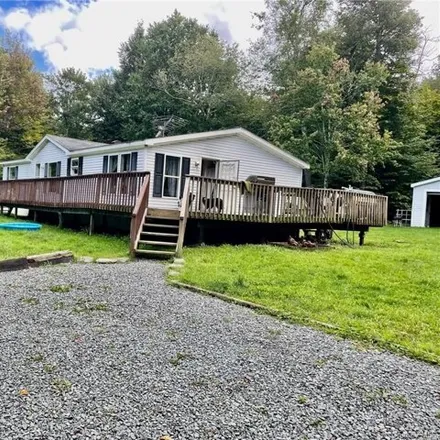 Buy this studio apartment on 344 White Roe Lake Road in Rockland, Sullivan County