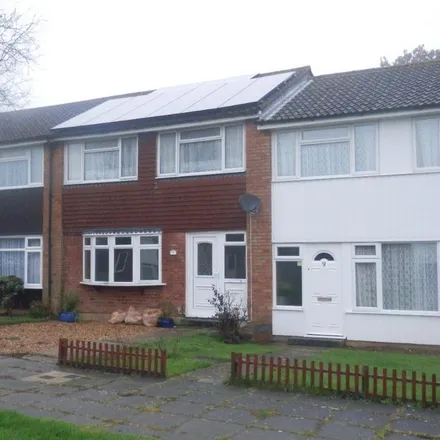 Rent this 3 bed house on Russell Close in Kensworth, LU6 3RW