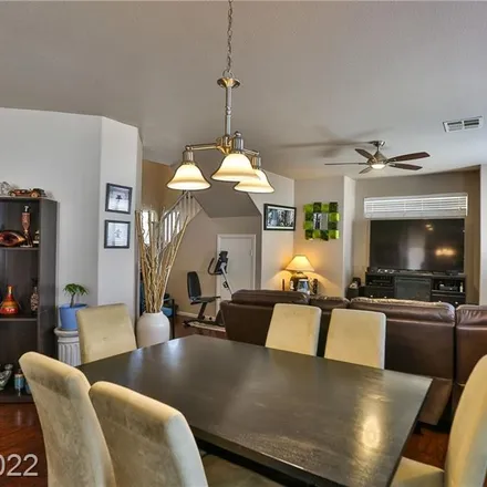 Image 7 - 630 Painted Opus Place, North Las Vegas, NV 89084, USA - House for sale