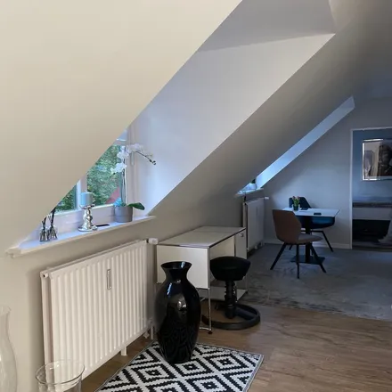 Rent this 2 bed apartment on Tarpenbekstraße in 20251 Hamburg, Germany