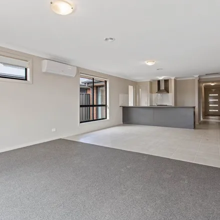 Rent this 4 bed apartment on Aspiring Drive in Huntly VIC 3551, Australia