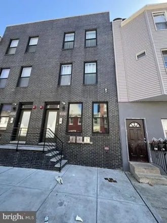 Rent this 2 bed house on William H. Hunter School in North Front Street, Philadelphia