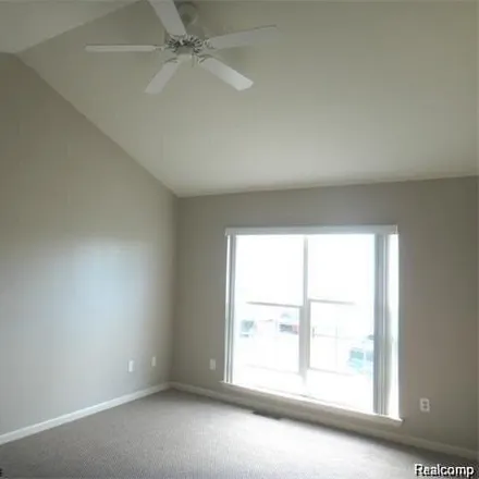 Image 2 - 16723 Carriage Way, Northville Charter Township, MI 48168, USA - Condo for rent