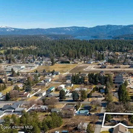 Image 3 - 550 East Orchard Avenue, Hayden, ID 83835, USA - House for sale