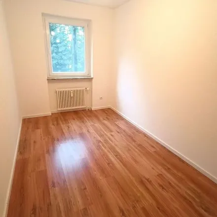 Rent this 1 bed apartment on Würzburger Ring 31 in 91056 Erlangen, Germany
