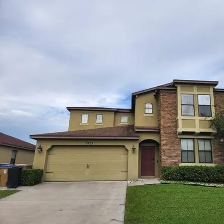 Buy this 5 bed house on 2713 Corbel Loop in Osceola County, FL 34746
