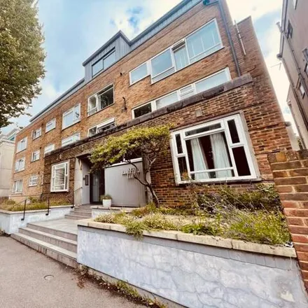 Rent this 3 bed apartment on Salisbury Road (Zone N) in Salisbury Road, Hove