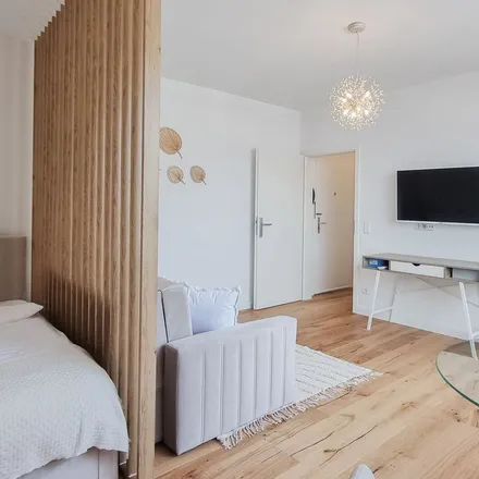 Rent this 1 bed apartment on Reichsstraße 1 in 40217 Dusseldorf, Germany