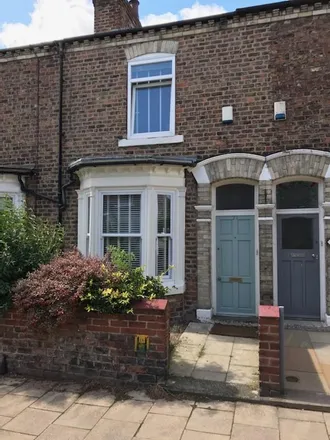 Image 2 - Newton House, 22 Neville Street, York, YO31 8NP, United Kingdom - Townhouse for rent