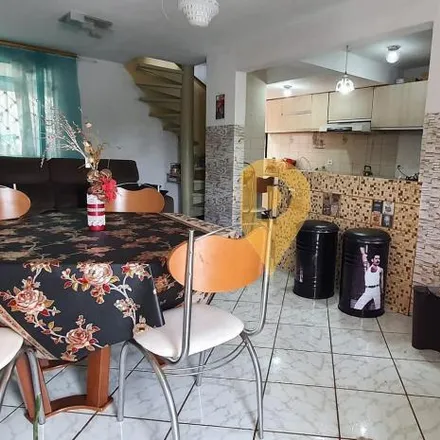Buy this 3 bed house on Rua Leonardo Pianowski 842 in Pinheirinho, Curitiba - PR