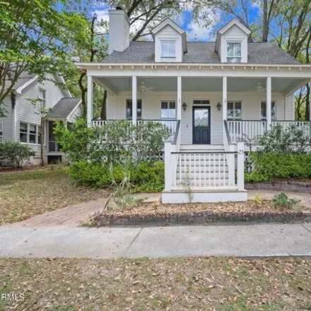 Rent this 3 bed house on 23 Bostick Circle in Beaufort, SC 29902