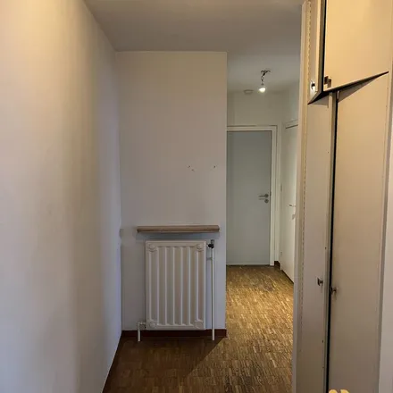Rent this 1 bed apartment on Sint-Lievenspoortstraat 107 in 9000 Ghent, Belgium