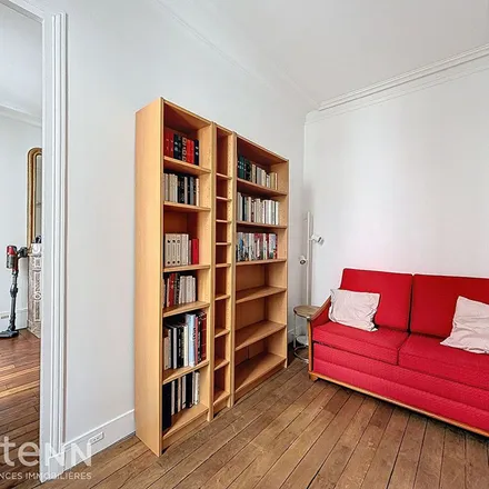 Rent this 2 bed apartment on 19 Rue de Lévis in 75017 Paris, France