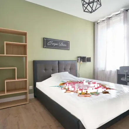 Rent this 2 bed room on 26 Rue Villebois-Mareuil in 54100 Nancy, France