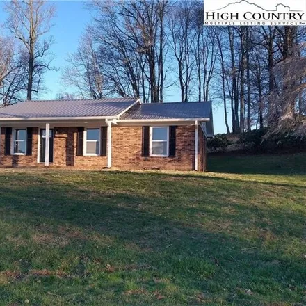 Image 3 - 163 Moxley Road, Sparta, NC 28675, USA - House for sale