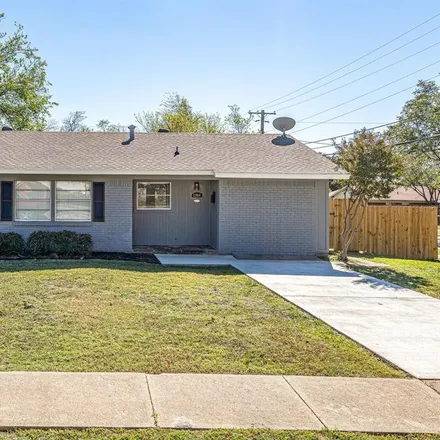 Buy this 4 bed house on 2904 Old North Road in Farmers Branch, TX 75234