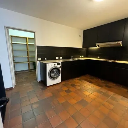 Rent this 3 bed apartment on Nieuwstraat 108;110;112;114;116 in 2440 Geel, Belgium
