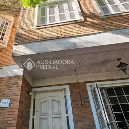 Buy this 6 bed house on Rua Felipe de Oliveira in Petrópolis, Porto Alegre - RS