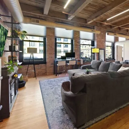 Image 3 - Green Street Lofts, 400 South Green Street, Chicago, IL 60607, USA - Condo for sale